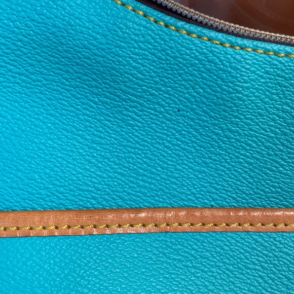 Dooney & Bourne 1975 stamped handbag. - Picture 7 of 7